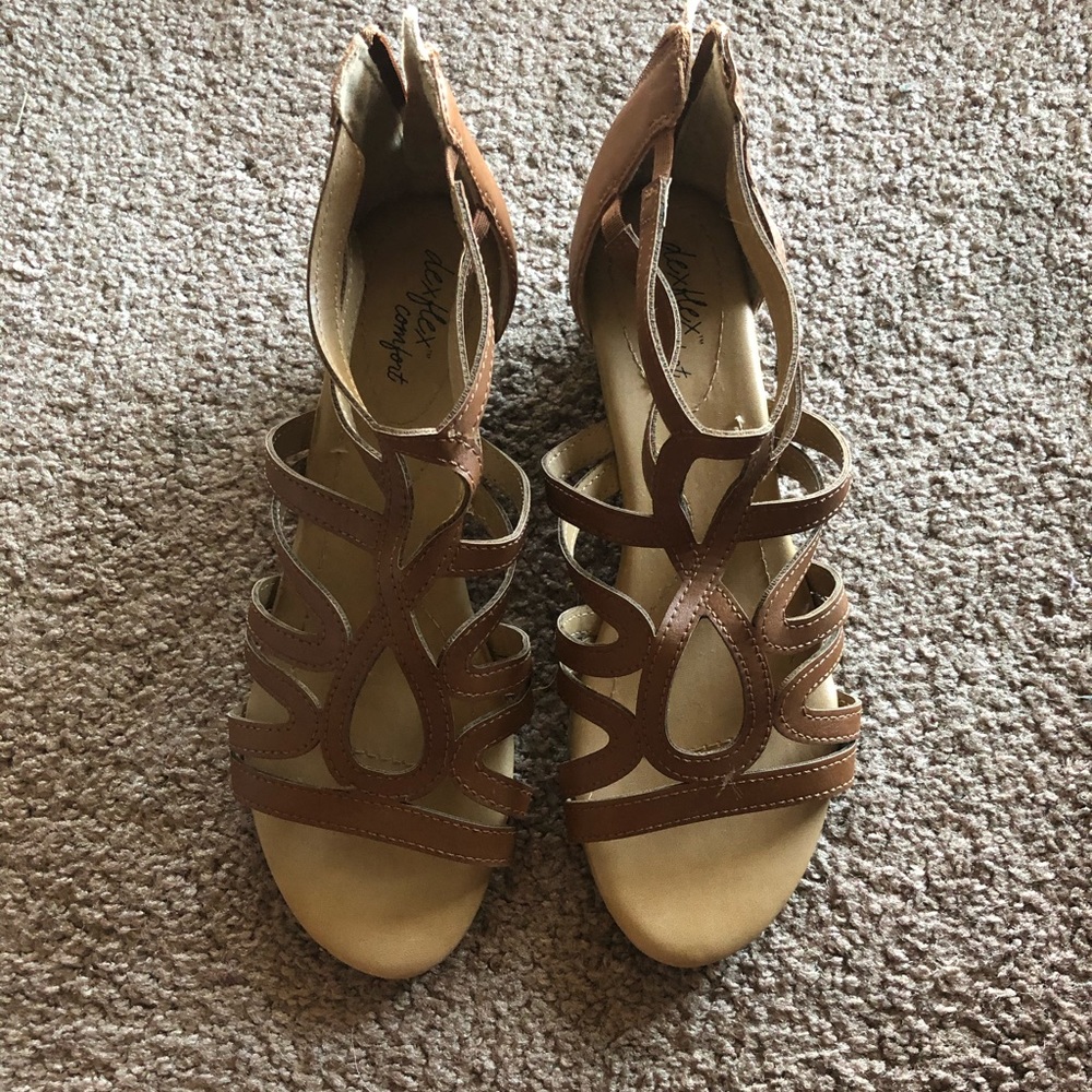 Wedge sandals